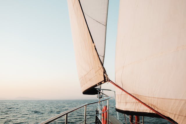 navegar a vela Drassana i Club de Patí Vela Català